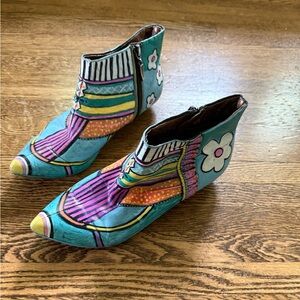 Hand Painted Booties Zippered 7-1/2
